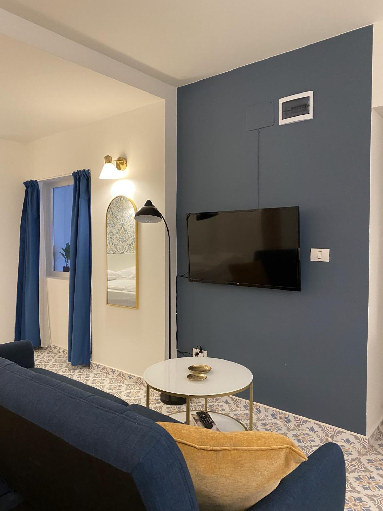 Apartment Gold Touch *