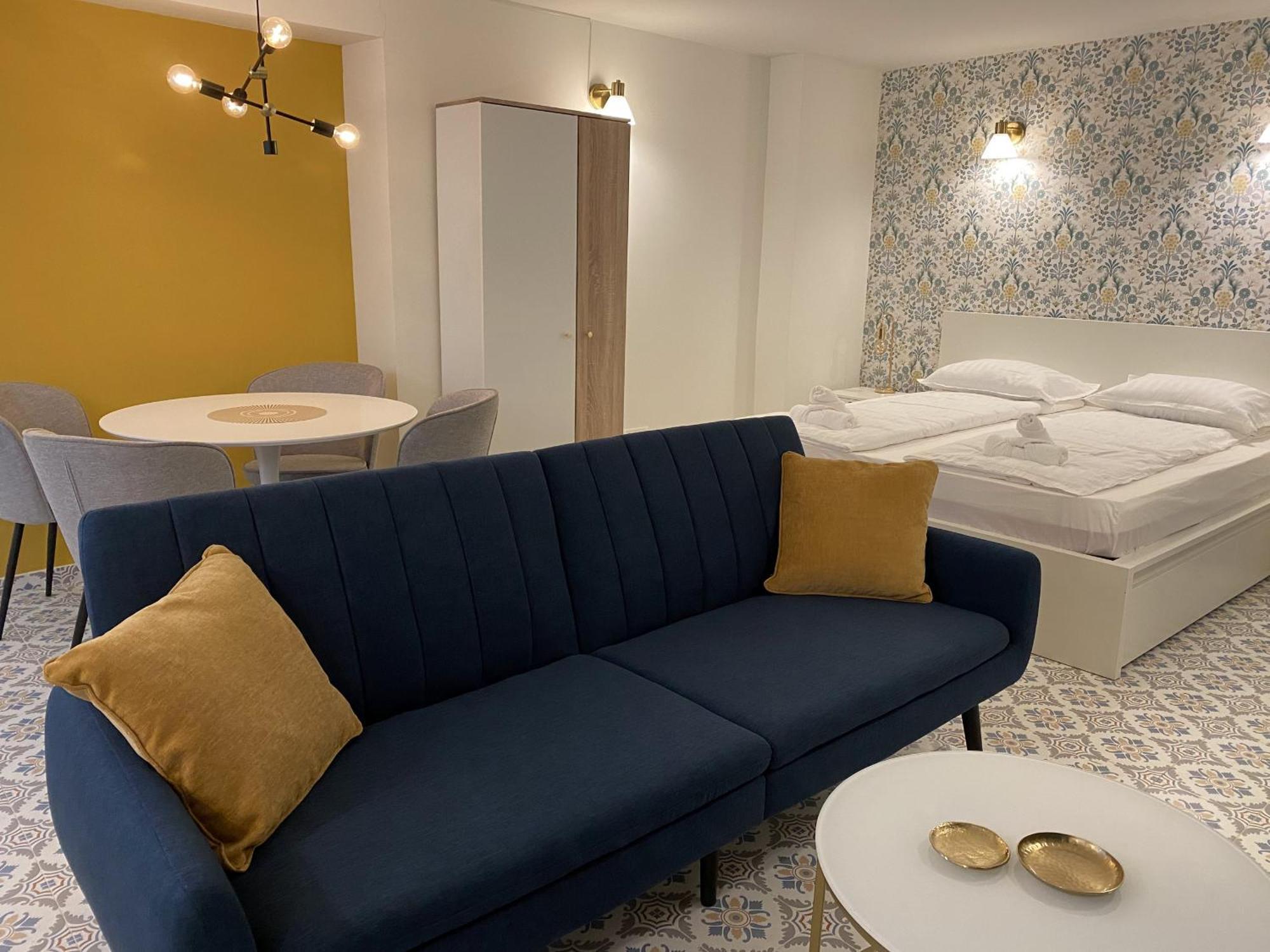 Gold Touch Apartment